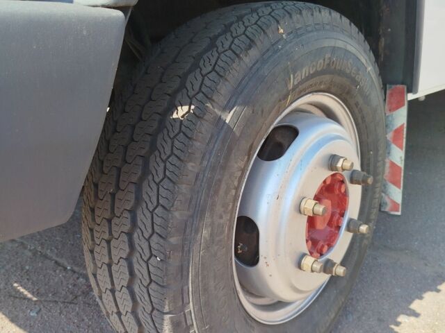 Мерседес Другая, объемом двигателя 0 л и пробегом 0 тыс. км за 9500 $, фото 8 на Automoto.ua