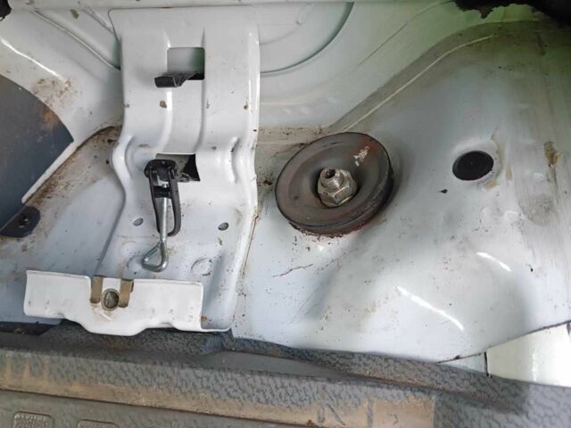 Мерседес Другая, объемом двигателя 0 л и пробегом 0 тыс. км за 13500 $, фото 14 на Automoto.ua