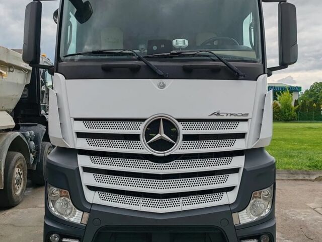 Мерседес Другая, объемом двигателя 0 л и пробегом 0 тыс. км за 23428 $, фото 7 на Automoto.ua