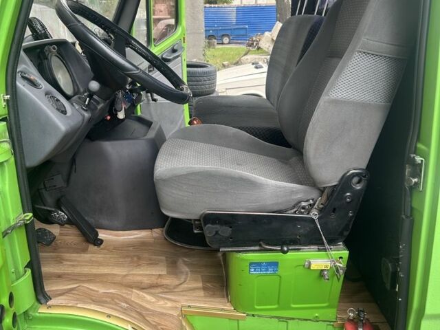 Мерседес Другая, объемом двигателя 0 л и пробегом 0 тыс. км за 6200 $, фото 7 на Automoto.ua