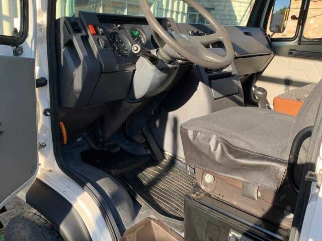 Мерседес Інша, об'ємом двигуна 0 л та пробігом 0 тис. км за 12000 $, фото 6 на Automoto.ua