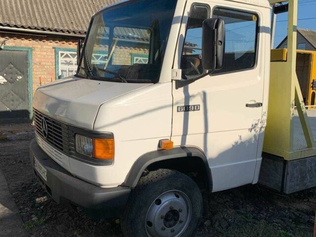 Мерседес Інша, об'ємом двигуна 0 л та пробігом 0 тис. км за 12000 $, фото 3 на Automoto.ua