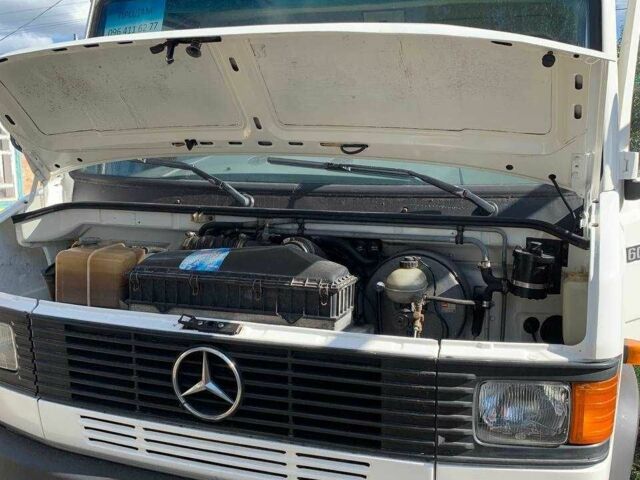 Мерседес Інша, об'ємом двигуна 0 л та пробігом 0 тис. км за 12000 $, фото 4 на Automoto.ua