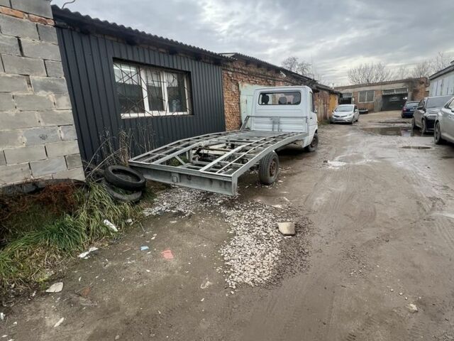 Мерседес Інша, об'ємом двигуна 0 л та пробігом 0 тис. км за 8500 $, фото 3 на Automoto.ua