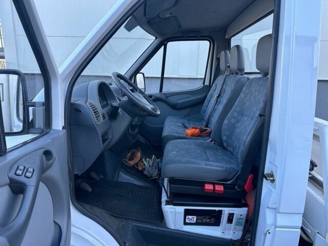 Мерседес Другая, объемом двигателя 0 л и пробегом 0 тыс. км за 5000 $, фото 7 на Automoto.ua