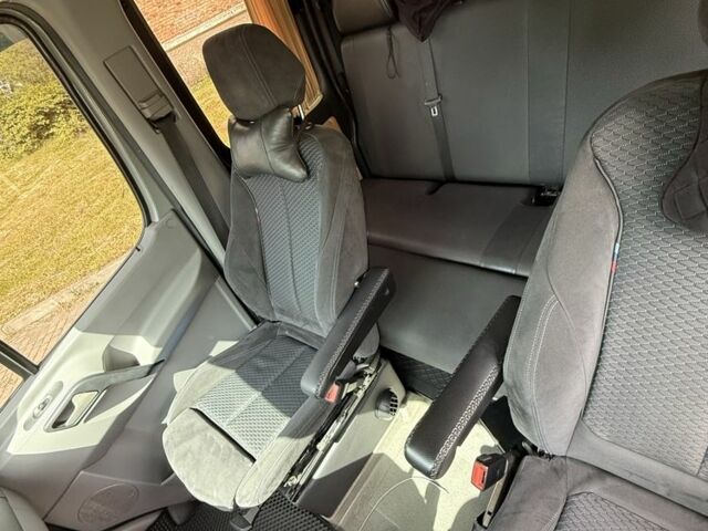 Мерседес Інша, об'ємом двигуна 0 л та пробігом 0 тис. км за 23000 $, фото 6 на Automoto.ua