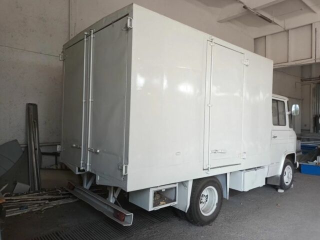 Мерседес Інша, об'ємом двигуна 0 л та пробігом 0 тис. км за 3500 $, фото 3 на Automoto.ua