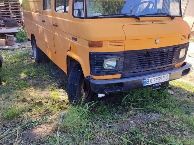 Мерседес Другая, объемом двигателя 0 л и пробегом 0 тыс. км за 4000 $, фото 4 на Automoto.ua