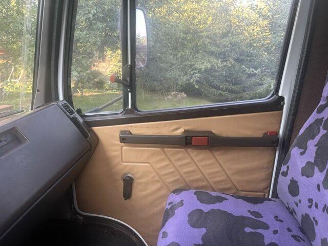 Мерседес Інша, об'ємом двигуна 0 л та пробігом 0 тис. км за 6000 $, фото 2 на Automoto.ua