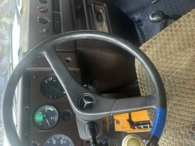 Мерседес Інша, об'ємом двигуна 0 л та пробігом 0 тис. км за 6000 $, фото 3 на Automoto.ua