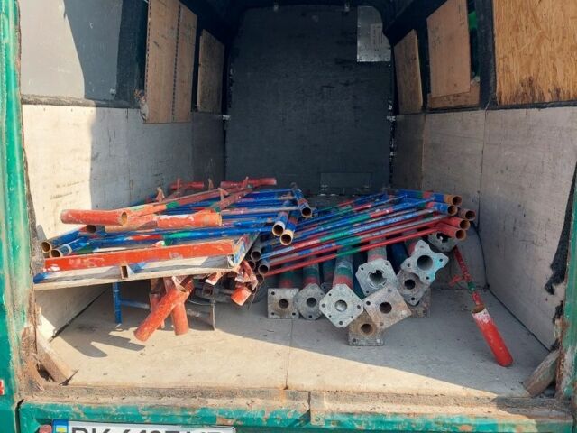 Мерседес Інша, об'ємом двигуна 0 л та пробігом 0 тис. км за 2350 $, фото 4 на Automoto.ua