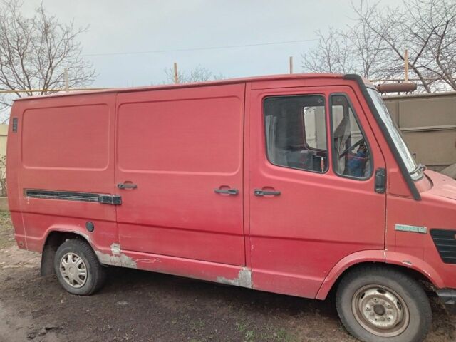 Мерседес Другая, объемом двигателя 0 л и пробегом 0 тыс. км за 1200 $, фото 2 на Automoto.ua