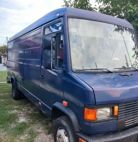 Мерседес Другая, объемом двигателя 0 л и пробегом 0 тыс. км за 4500 $, фото 1 на Automoto.ua