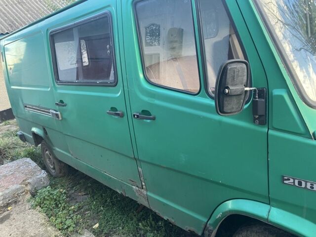 Мерседес Другая, объемом двигателя 0 л и пробегом 0 тыс. км за 1700 $, фото 1 на Automoto.ua