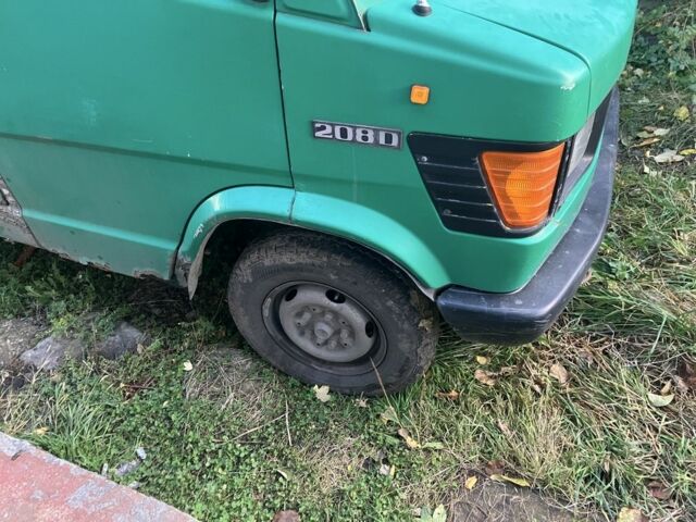 Мерседес Другая, объемом двигателя 0 л и пробегом 0 тыс. км за 1700 $, фото 2 на Automoto.ua