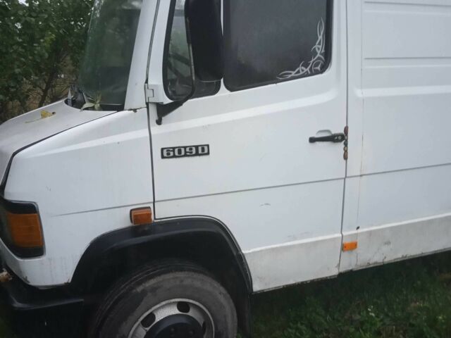 Мерседес Другая, объемом двигателя 0 л и пробегом 0 тыс. км за 5000 $, фото 8 на Automoto.ua