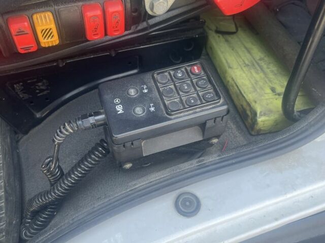 Мерседес Інша, об'ємом двигуна 0 л та пробігом 0 тис. км за 8000 $, фото 15 на Automoto.ua