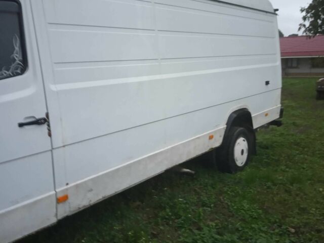 Мерседес Другая, объемом двигателя 0 л и пробегом 0 тыс. км за 5000 $, фото 7 на Automoto.ua