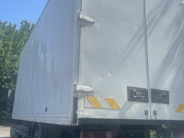 Мерседес Інша, об'ємом двигуна 0 л та пробігом 0 тис. км за 8000 $, фото 12 на Automoto.ua