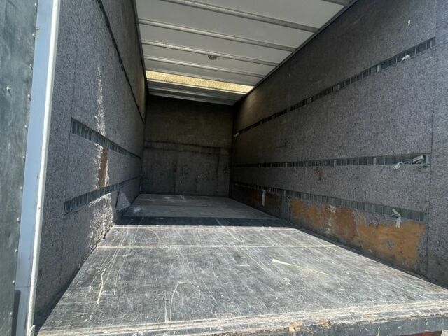 Мерседес Інша, об'ємом двигуна 0 л та пробігом 0 тис. км за 8000 $, фото 20 на Automoto.ua