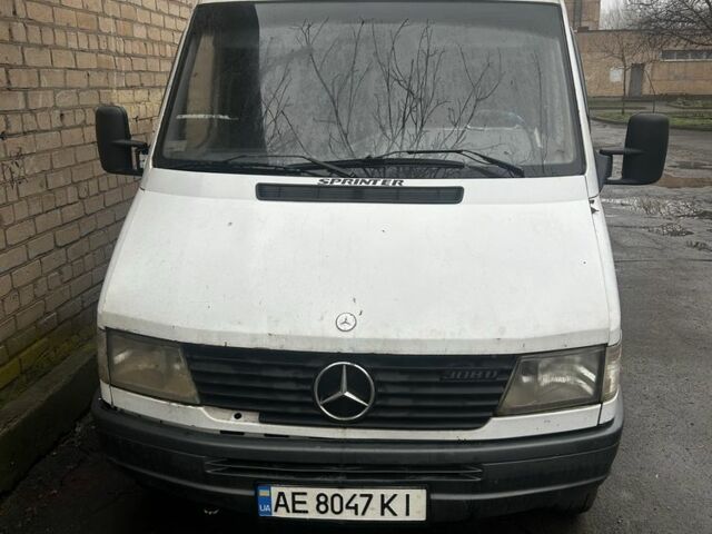 Мерседес Інша, об'ємом двигуна 0 л та пробігом 0 тис. км за 3000 $, фото 1 на Automoto.ua