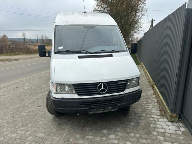 Мерседес Другая, объемом двигателя 0 л и пробегом 0 тыс. км за 2950 $, фото 3 на Automoto.ua