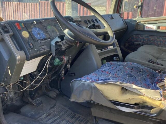 Мерседес Другая, объемом двигателя 0 л и пробегом 0 тыс. км за 5000 $, фото 4 на Automoto.ua