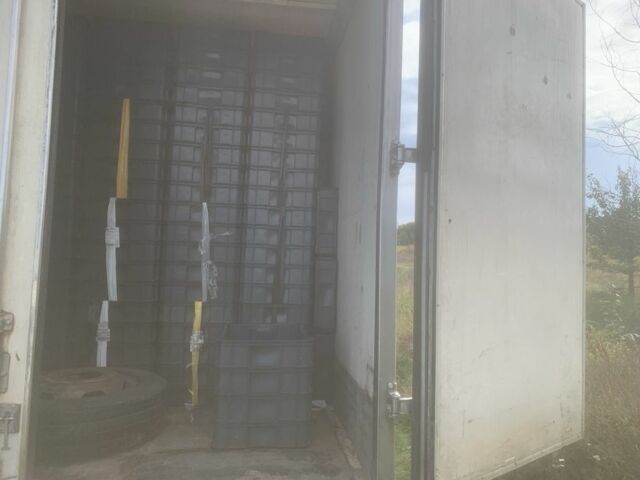 Мерседес Інша, об'ємом двигуна 0 л та пробігом 0 тис. км за 7000 $, фото 4 на Automoto.ua