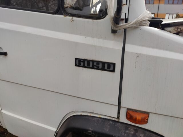 Мерседес Другая, объемом двигателя 0 л и пробегом 0 тыс. км за 1000 $, фото 2 на Automoto.ua