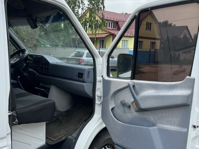 Мерседес Другая, объемом двигателя 0 л и пробегом 0 тыс. км за 7000 $, фото 14 на Automoto.ua