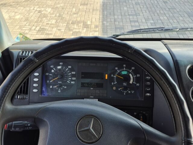 Мерседес Інша, об'ємом двигуна 0 л та пробігом 0 тис. км за 9000 $, фото 12 на Automoto.ua