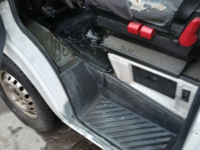 Мерседес Інша, об'ємом двигуна 0 л та пробігом 0 тис. км за 5700 $, фото 15 на Automoto.ua