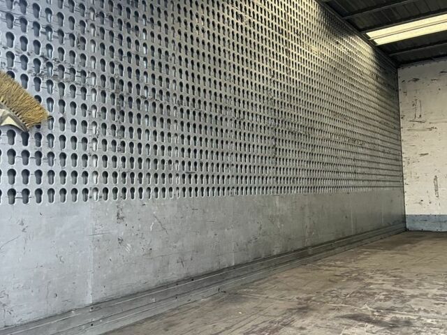 Мерседес Другая, объемом двигателя 0 л и пробегом 0 тыс. км за 1073 $, фото 3 на Automoto.ua