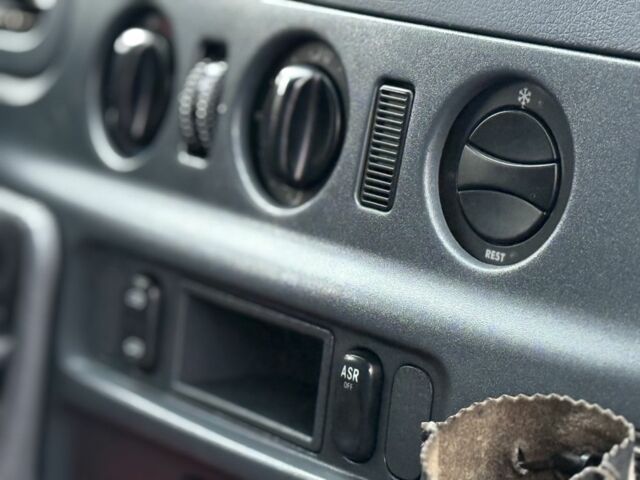 Мерседес Другая, объемом двигателя 0 л и пробегом 0 тыс. км за 7300 $, фото 7 на Automoto.ua