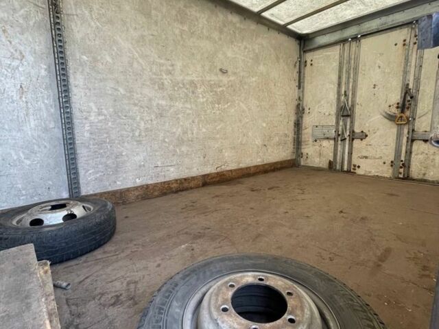 Мерседес Другая, объемом двигателя 0 л и пробегом 0 тыс. км за 15000 $, фото 5 на Automoto.ua