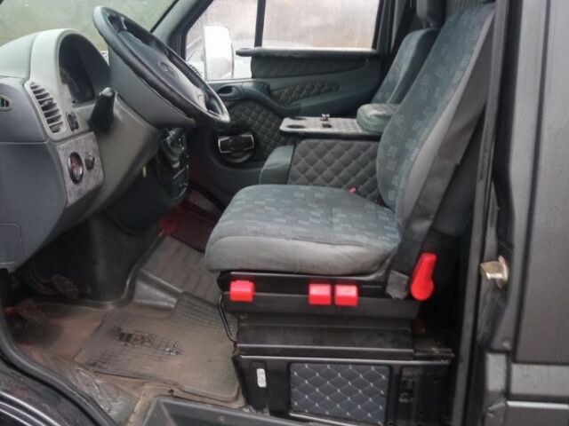 Мерседес Другая, объемом двигателя 0 л и пробегом 0 тыс. км за 13500 $, фото 6 на Automoto.ua