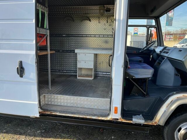 Мерседес Другая, объемом двигателя 0 л и пробегом 0 тыс. км за 3700 $, фото 9 на Automoto.ua