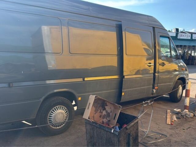 Мерседес Інша, об'ємом двигуна 0 л та пробігом 0 тис. км за 9300 $, фото 5 на Automoto.ua