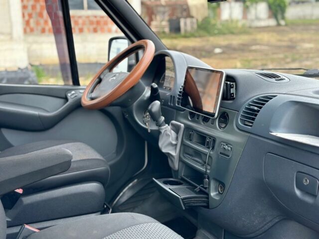 Мерседес Другая, объемом двигателя 0 л и пробегом 0 тыс. км за 3600 $, фото 13 на Automoto.ua