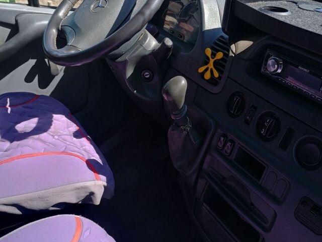 Мерседес Другая, объемом двигателя 0 л и пробегом 0 тыс. км за 10000 $, фото 5 на Automoto.ua