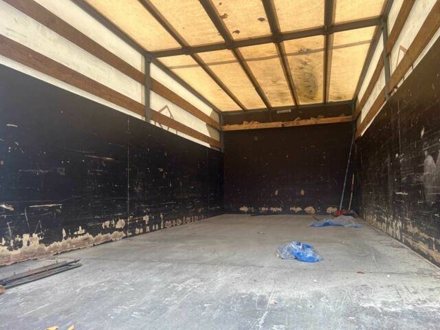 Мерседес Інша, об'ємом двигуна 0 л та пробігом 0 тис. км за 19998 $, фото 20 на Automoto.ua