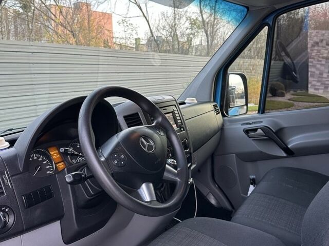 Мерседес Другая, объемом двигателя 0 л и пробегом 0 тыс. км за 18000 $, фото 6 на Automoto.ua