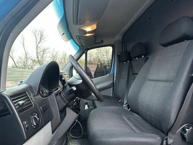 Мерседес Другая, объемом двигателя 0 л и пробегом 0 тыс. км за 18000 $, фото 7 на Automoto.ua