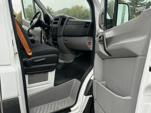 Мерседес Другая, объемом двигателя 0 л и пробегом 0 тыс. км за 25000 $, фото 7 на Automoto.ua