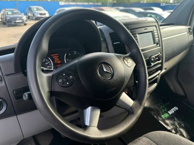 Мерседес Другая, объемом двигателя 0 л и пробегом 0 тыс. км за 18000 $, фото 5 на Automoto.ua