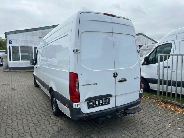 Мерседес Інша, об'ємом двигуна 0 л та пробігом 0 тис. км за 42158 $, фото 4 на Automoto.ua