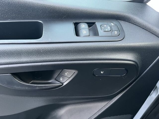 Мерседес Другая, объемом двигателя 0 л и пробегом 0 тыс. км за 19300 $, фото 10 на Automoto.ua