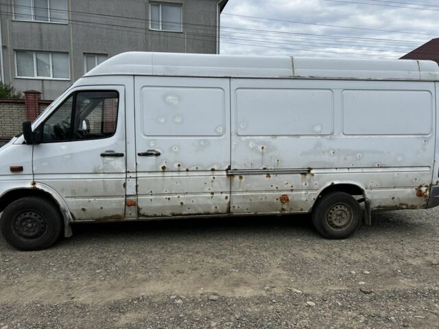 Мерседес Інша, об'ємом двигуна 2.3 л та пробігом 0 тис. км за 5400 $, фото 4 на Automoto.ua