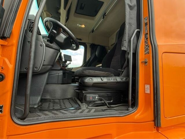 Мерседес Інша, об'ємом двигуна 2.3 л та пробігом 0 тис. км за 47716 $, фото 4 на Automoto.ua