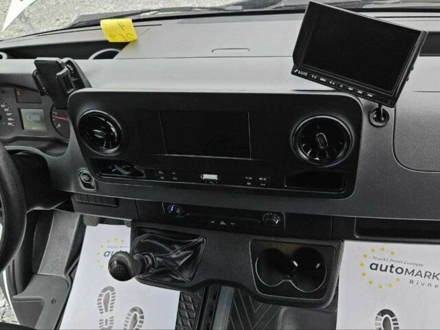 Мерседес Інша, об'ємом двигуна 2.3 л та пробігом 0 тис. км за 26900 $, фото 17 на Automoto.ua